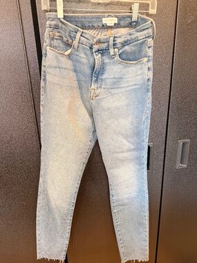Good American Good Legs Crop Jeans 28 / 6 High Rise Light Wash Raw Hem EUC